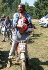 P9031638: Kozí dechy zdolávaly náročnou motokrosovou trať  v Okřesanči