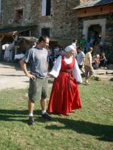 P9031688: Foto, video: Dobývání středověké tvrzi v Malešově přeneslo návštěvníky do 15. století