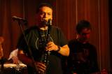 5G6H3693: Jazzový baskytarista Pavel Jakub Ryba skupinu The Fish Men představil v Kolíně