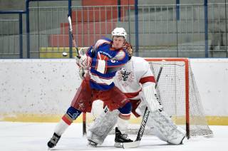 Foto: V nedělním zápase AKHL hokejisté HC Piráti Volárna porazili Koudelníky 8:2!