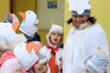 20211109171905_IMG_8985: Foto: Za dětmi z mateřské školy Pohádka dorazil Martin na bílém koni!