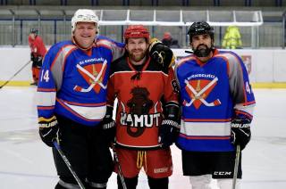 Foto: Ve čtvrtečním zápase AKHL hokejisté HC Koudelníci porazili HC Mamut 10:4!