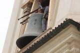 20211112144056_IMG_0034: Foto: Největší svatobarborský zvon je po stovkách let opět na zemi!