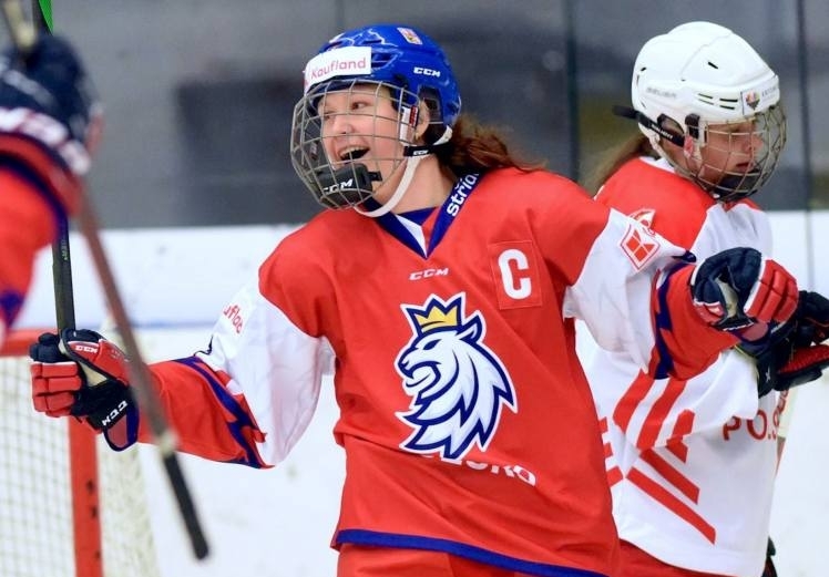 Stream: Na otázky odpoví kapitánka ženské hokejové reprezentace, Kutnohoračka Alena Mills!