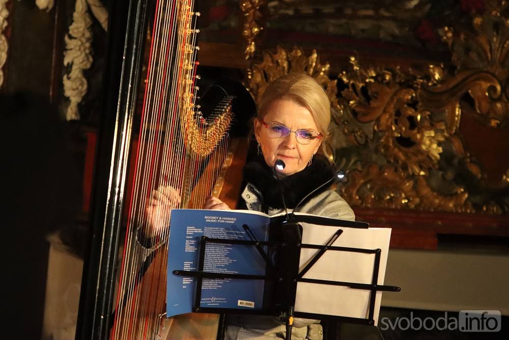 Foto: Adventní pohlazení - koncert „Vánoční Odyssea“ v sedlecké katedrále!