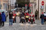 20211224163216_IMG_5358: Foto, video: Motorkáři si na kolínském Karlově náměstí popřáli krásné Vánoce!
