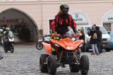 20211224163321_IMG_5484: Foto, video: Motorkáři si na kolínském Karlově náměstí popřáli krásné Vánoce!