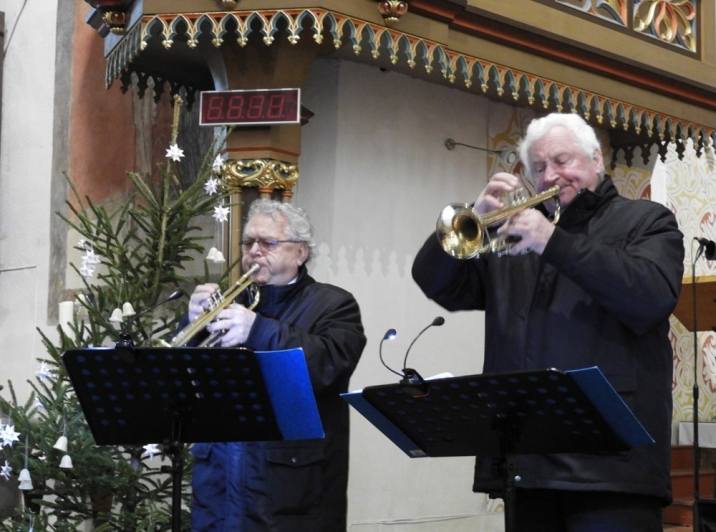 Soubor Brass Ansambl GB zahrál u čáslavského kostelního betlému