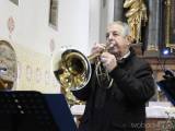 20220101230108_30: Soubor Brass Ansambl GB zahrál u čáslavského kostelního betlému
