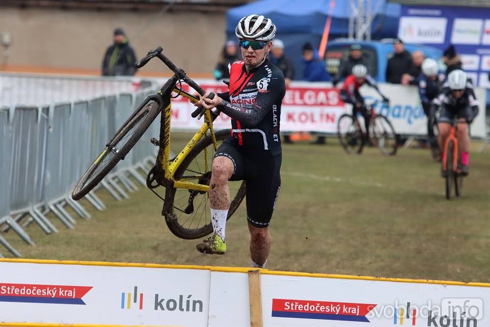 Na start cyklokrosového mistrovství republiky se postavil také Jan Rada z KC Kutná Hora!