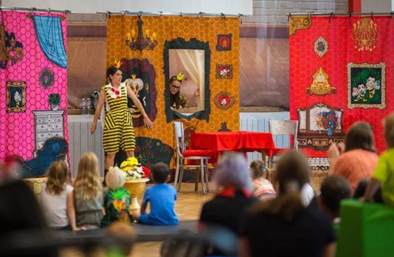 Ve Velkém Oseku připravují divadlo pro děti „Jak Čutný potkal Brumlu“