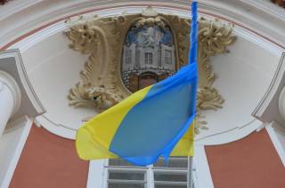 Ukrajinská vlajka zavlála na budově čáslavské radnice