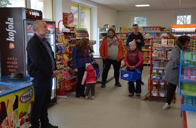 V Horkách u Čáslavi otevřeli novou prodejnu potravin