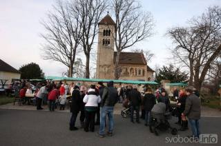 Vzácný románský kostel sv. Jakuba se opět otevírá veřejnosti