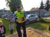 20220504175629_policie041: Kutnohorští policisté se s dětmi sešli na dopravním hřišti