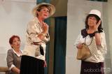20220521000300_IMG_9208: Foto: Paběničtí ochotníci sklidili za premiéru komedie „Babička v trenkách“ bouřlivý potlesk!