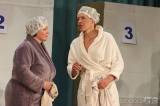 20220521000418_IMG_9508: Foto: Paběničtí ochotníci sklidili za premiéru komedie „Babička v trenkách“ bouřlivý potlesk!