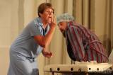 20220521000433_IMG_9569: Foto: Paběničtí ochotníci sklidili za premiéru komedie „Babička v trenkách“ bouřlivý potlesk!