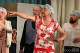 20220521000454_IMG_9622: Foto: Paběničtí ochotníci sklidili za premiéru komedie „Babička v trenkách“ bouřlivý potlesk!