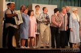 20220521000505_IMG_9652: Foto: Paběničtí ochotníci sklidili za premiéru komedie „Babička v trenkách“ bouřlivý potlesk!