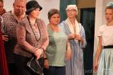 20220521000511_IMG_9669: Foto: Paběničtí ochotníci sklidili za premiéru komedie „Babička v trenkách“ bouřlivý potlesk!