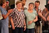 20220521000513_IMG_9679: Foto: Paběničtí ochotníci sklidili za premiéru komedie „Babička v trenkách“ bouřlivý potlesk!