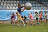20220524140519_IMG_5570: Foto: Dvě stovky dětí z MŠ v Čáslavi si užily sportovní dopoledne na stadionu Pod Hrádkem
