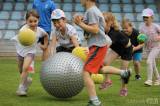 20220524140611_IMG_5616: Foto: Dvě stovky dětí z MŠ v Čáslavi si užily sportovní dopoledne na stadionu Pod Hrádkem
