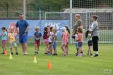 20220524140622_IMG_5625: Foto: Dvě stovky dětí z MŠ v Čáslavi si užily sportovní dopoledne na stadionu Pod Hrádkem