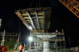 20220525114318_P2440781: Foto, video: Vysokotonážní jeřáb pomohl při stavbě mostu budoucího obchvatu
