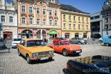 20220618223844_veterani_kolin112: Foto: Historická auta a motocykly se opět blýskala na Karlově náměstí v Kolíně!