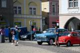 20220618223852_veterani_kolin118: Foto: Historická auta a motocykly se opět blýskala na Karlově náměstí v Kolíně!