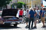 20220618223945_veterani_kolin163: Foto: Historická auta a motocykly se opět blýskala na Karlově náměstí v Kolíně!
