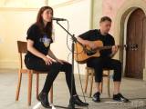 20220619223655_7: Ukrajinská zpěvačka Katya Gapochka uzavřela v Čáslavi festival „Bašta pro všechny“