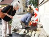 20220714215721_DSCN0012: Günter Demnig odhalil v Čáslavi Kameny zmizelých - Stolpersteine