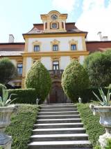 20220720170938_DSCN9814: Tip na výlet: Zámek Jemniště na Benešovsku je kouzelný a stojí za návštěvu