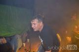 20220815213329_DSC_0843: Foto: Pouťovou noc v Ronově nad Doubravou rozpálila skupina Punc!