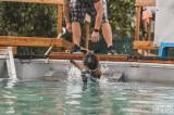 20220816164022__DSC3747: Foto: Pejskové v bohdanečském Bull Edenu soutěžili ve vodních disciplínách