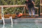 20220816164114__DSC3844: Foto: Pejskové v bohdanečském Bull Edenu soutěžili ve vodních disciplínách