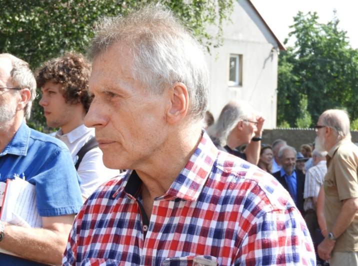 Vladimír Hučín se zúčastnil otevírání Památníku tří odbojů v Lošanech