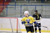 20221003180110_DSCF0398: Foto: V nedělním zápase AKHL hokejisté HC Vosy porazili HC Predátoři 14:2!