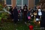 20221027144258_S7401632: Foto: „Bubákovu strašidelnou stezku“ si užily čáslavské děti na „Sadovce“!
