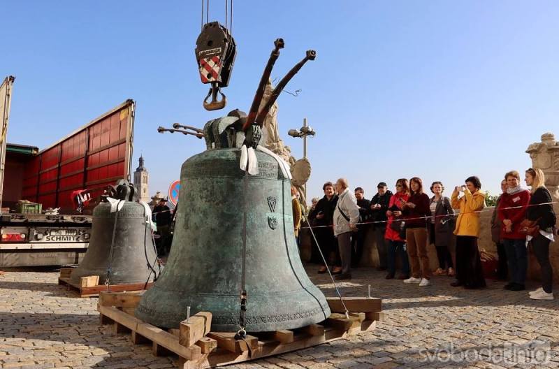 Opravené svatobarborské zvony se poprvé přihlásí 17. listopadu