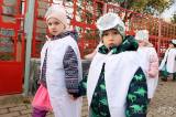 20221110162412_IMG_2819: Foto: Za dětmi z mateřské školy Pohádka také letos dorazil Martin na bílém koni!