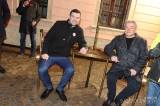20221118001803_IMG_5384: Foto: Oslavy 17. listopadu v Kutné Hoře vyvrcholily odhalením lavičky Václava Havla