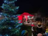 20221127130551_zehuby_vanoce191: Foto, video: Rozsvícení vánočního stromečku v Zehubech, aneb… už je tu zas, vánoční čas!