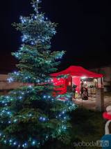 20221127130558_zehuby_vanoce197: Foto, video: Rozsvícení vánočního stromečku v Zehubech, aneb… už je tu zas, vánoční čas!