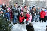 20221213221200_IMG_8071: Foto: Děti z kutnohorské MŠ Čtyřlístek rozsvítily vánoční strom na terase!