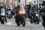 20221224151709_IMG_2877: Foto, video: Skvělé počasí vylákalo na Štědrý den do Kolína rekordní počet motorkářů!