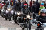 20221224151747_IMG_2963: Foto, video: Skvělé počasí vylákalo na Štědrý den do Kolína rekordní počet motorkářů!